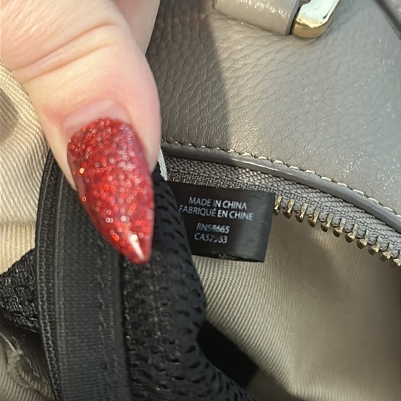 Nordstrom Leather bag in neutral Grey with gold hardware - Picture 10 of 11